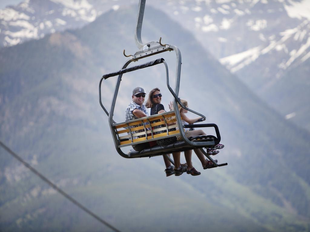 Panorama Mountain Resort - Ski Tip / Tamarack Condos المظهر الخارجي الصورة